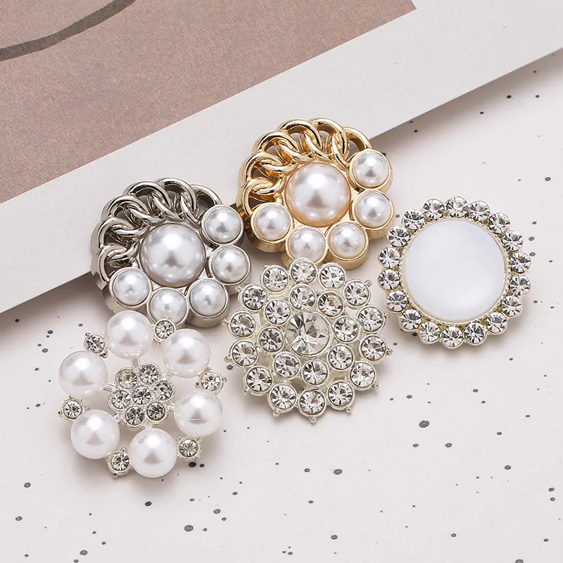 Metal Rhinestone Pearl Buttons Embellishments Pearl Brooch Pearl Pendants for Craft Wedding Bouquet Jewelry Making Clothes
