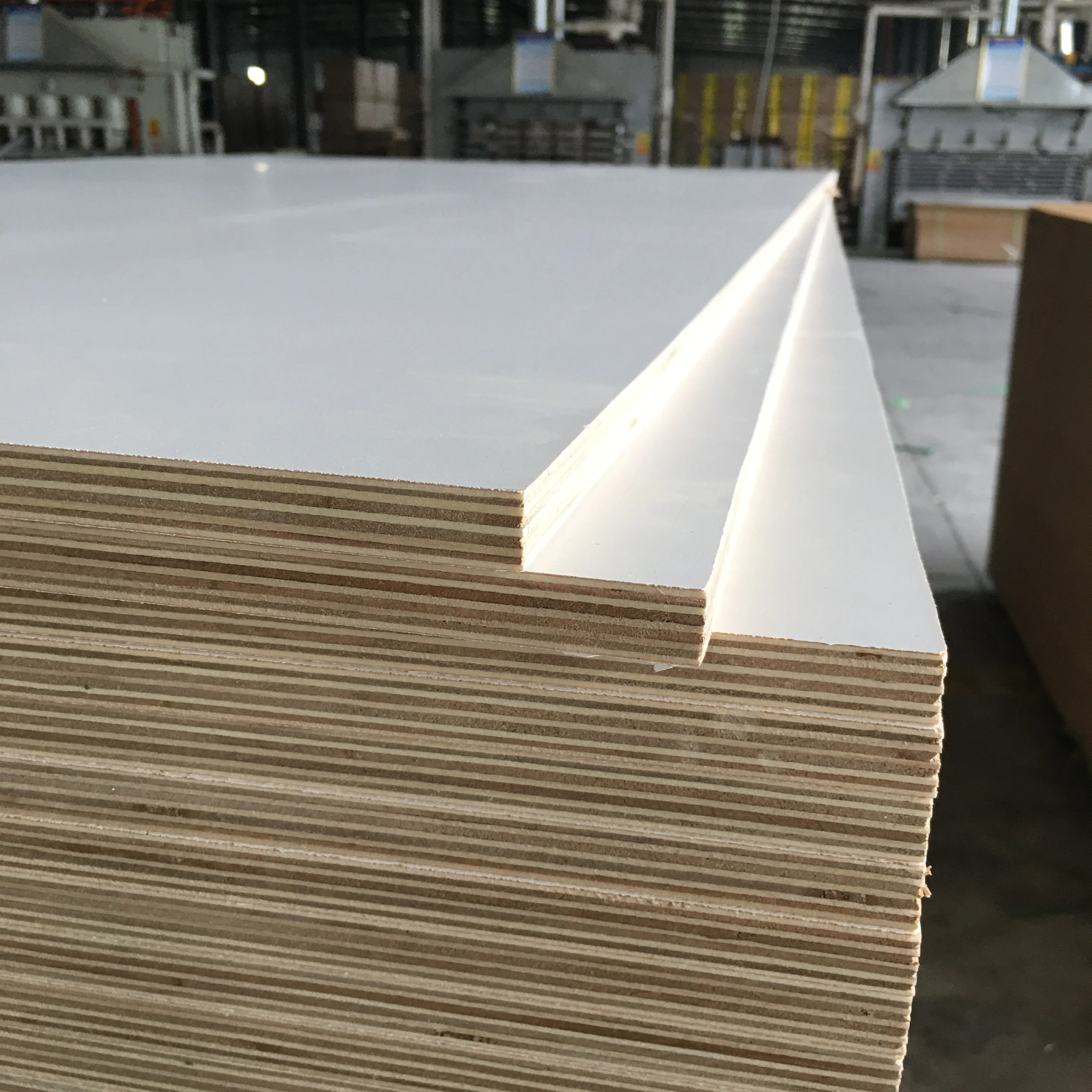manufacturers  E0 E1 1220*2440 12mm 15mm 18mm melamine laminated plywood for cabinets and wardrobe