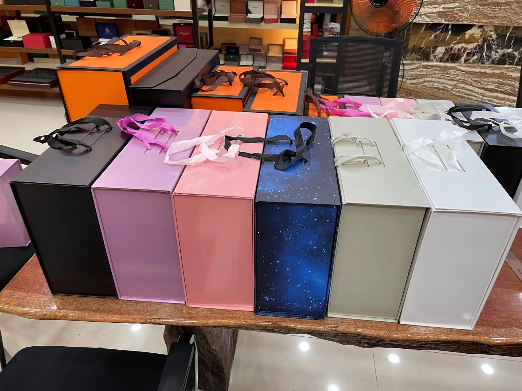 Wholesale Luxury Hair Wig Packaging Black Box Closure Custom Logo Magnetic Gift Box Package