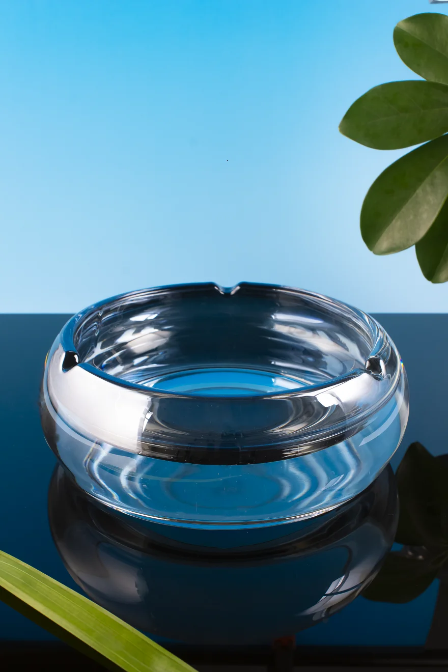 Factory Supply Stock Round Ashtray With Custom Logo Custom Large Size Cigar Accessories Tobacco Smoking Glass Ashtray