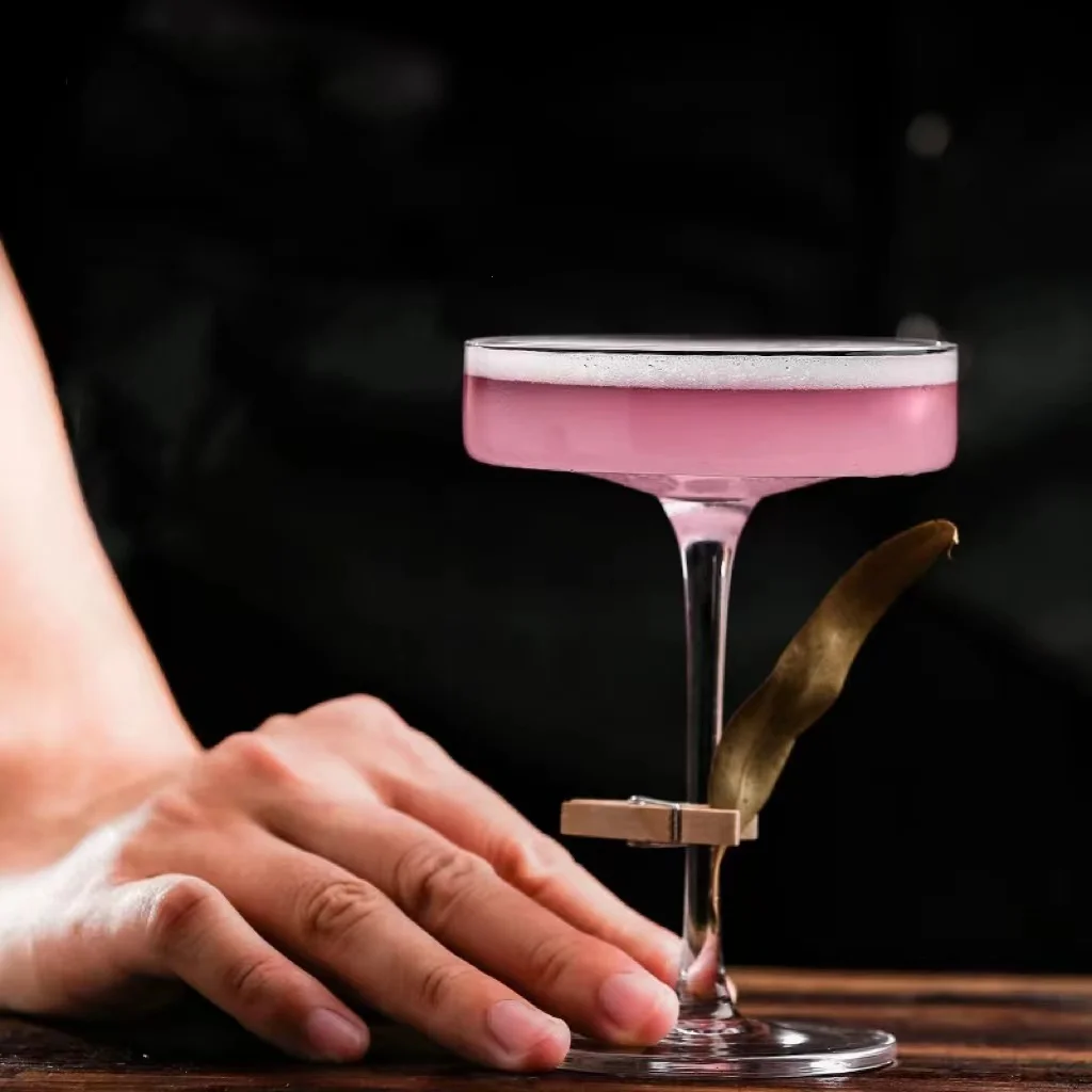 Wholesale In Stock Unique Creative Glass 130ML Clear Whiskey Cocktail Glass Martini Saucer Champagne Glass