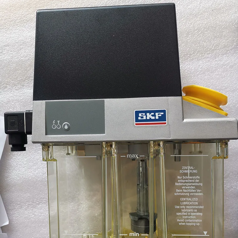 SKF Lincoln Vogel  Brand MKF2-K3-22005+428  Pump for oil grease lubricator Electrically operated gear pump