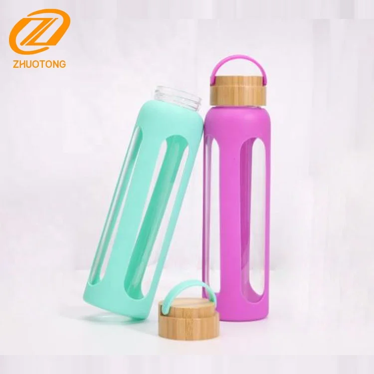New Arrival Bamboo Lid  Portable Borosilicate Glass Drinking Water Bottle with Silicone Sleeve