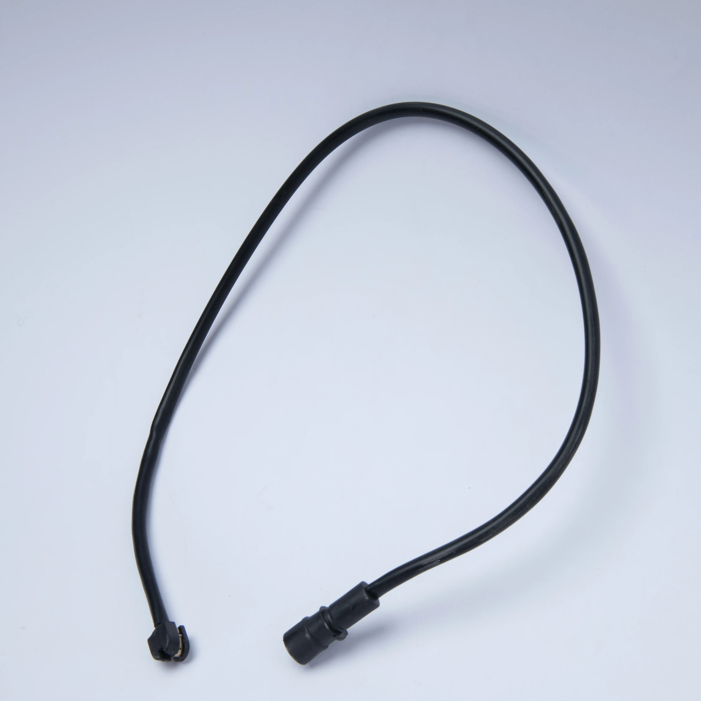 OE NO. 93061221100 Safety High Quality Parking Rear Brake Cable