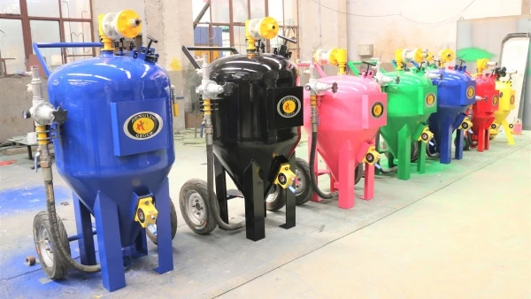 Portable sand blasting machine, Sandblaster