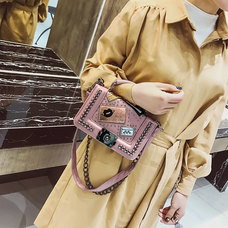 2022 classic designer high quality new arrivals rivet pearl flower handbag fashion chic leisure metal chain one shoulder bag