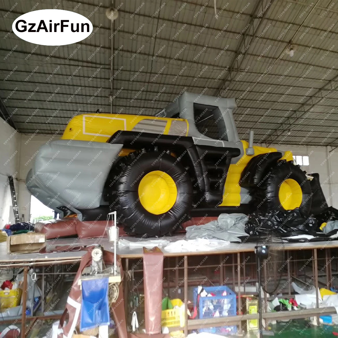 New design large inflatable digger engineer truck excavator slide bouncer castle