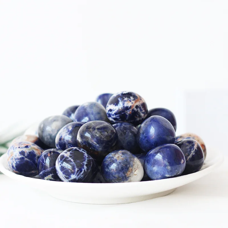 Natural crystal particles blue grain stone sodalite sodalite aromatherapy fragrant stone fish   pot landscaping stone