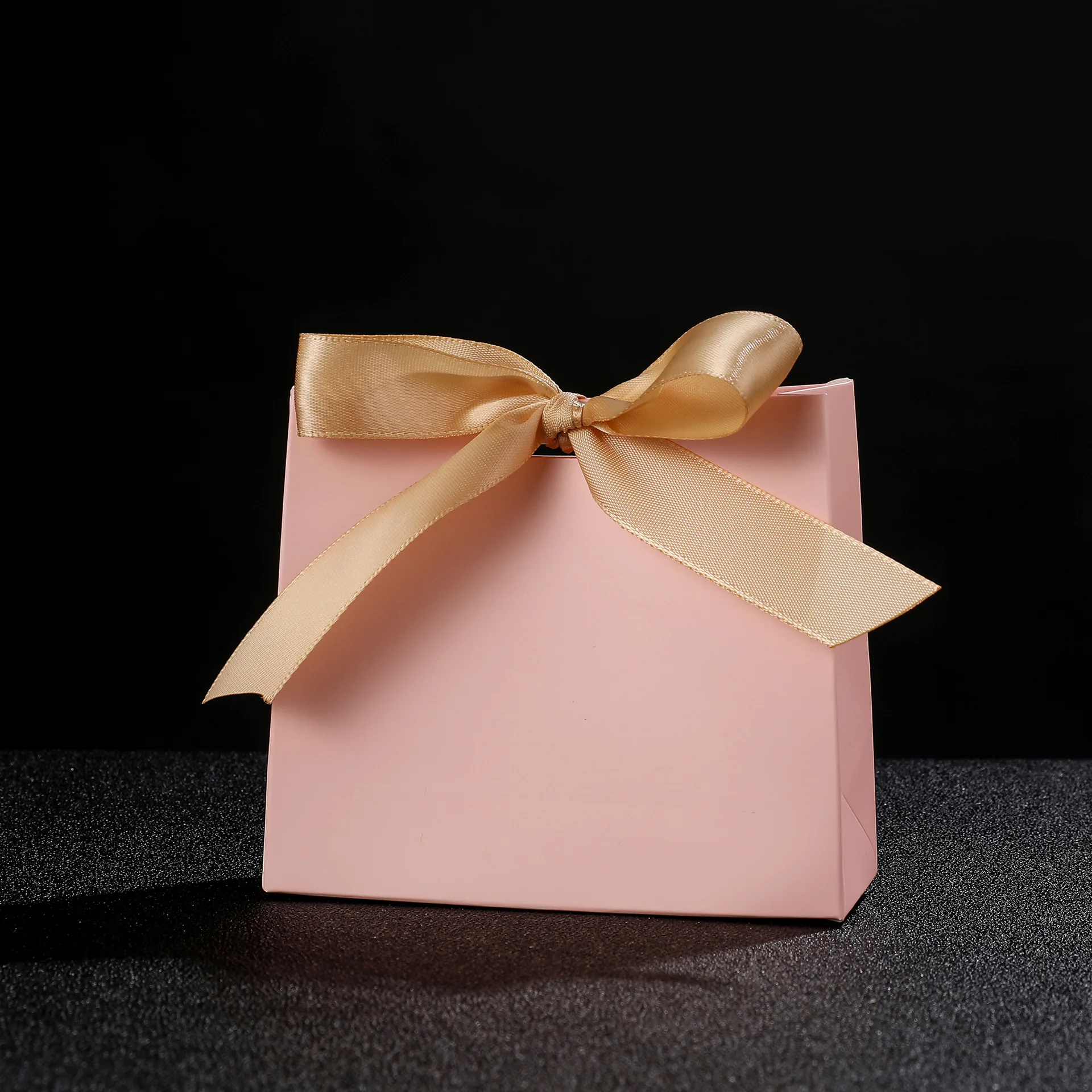 Recycled portable small single gift empty Paper Gift Bags With Satin Ribbon For Packaging