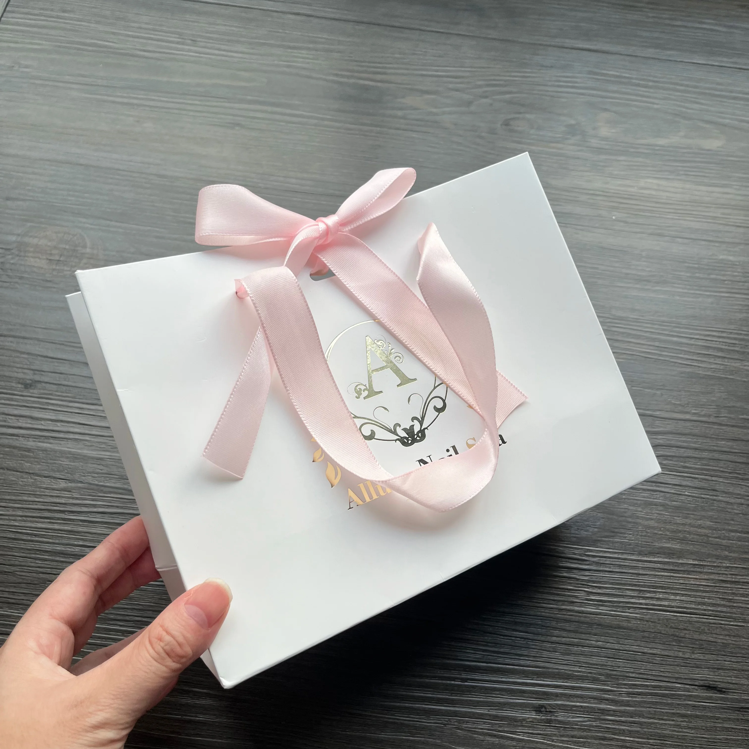 Small christmas gift bag tote bag groceries white paper bag with gold foil logo