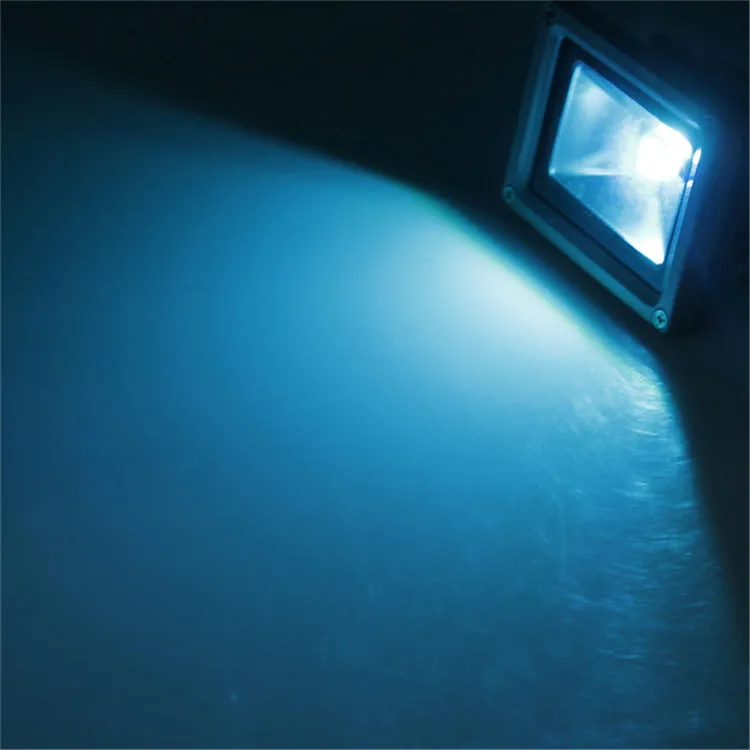 Factory price IP65 10W 20W 30W 50W waterproof plug remote control RGB LED flood light for outdoor party