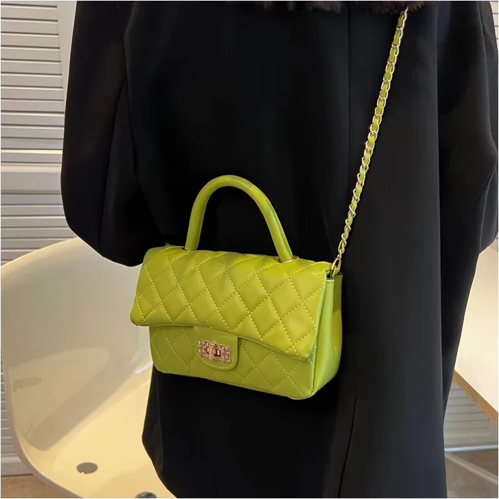 Trendy Wholesale Shoulder Bags for Women: Elegant Long-Strip Luxury Clutch Handbags for Ladies