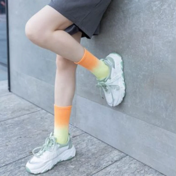 Wholesale Funny Novelty Fashion Colorful Socks Cool Crazy Skateboard Tie Dye Crew Slouch Socks