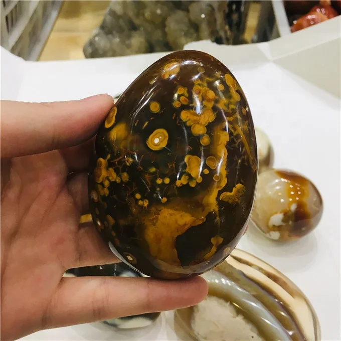 Madagascar Semi Precious agate crystal  polished agate palm stone for sale