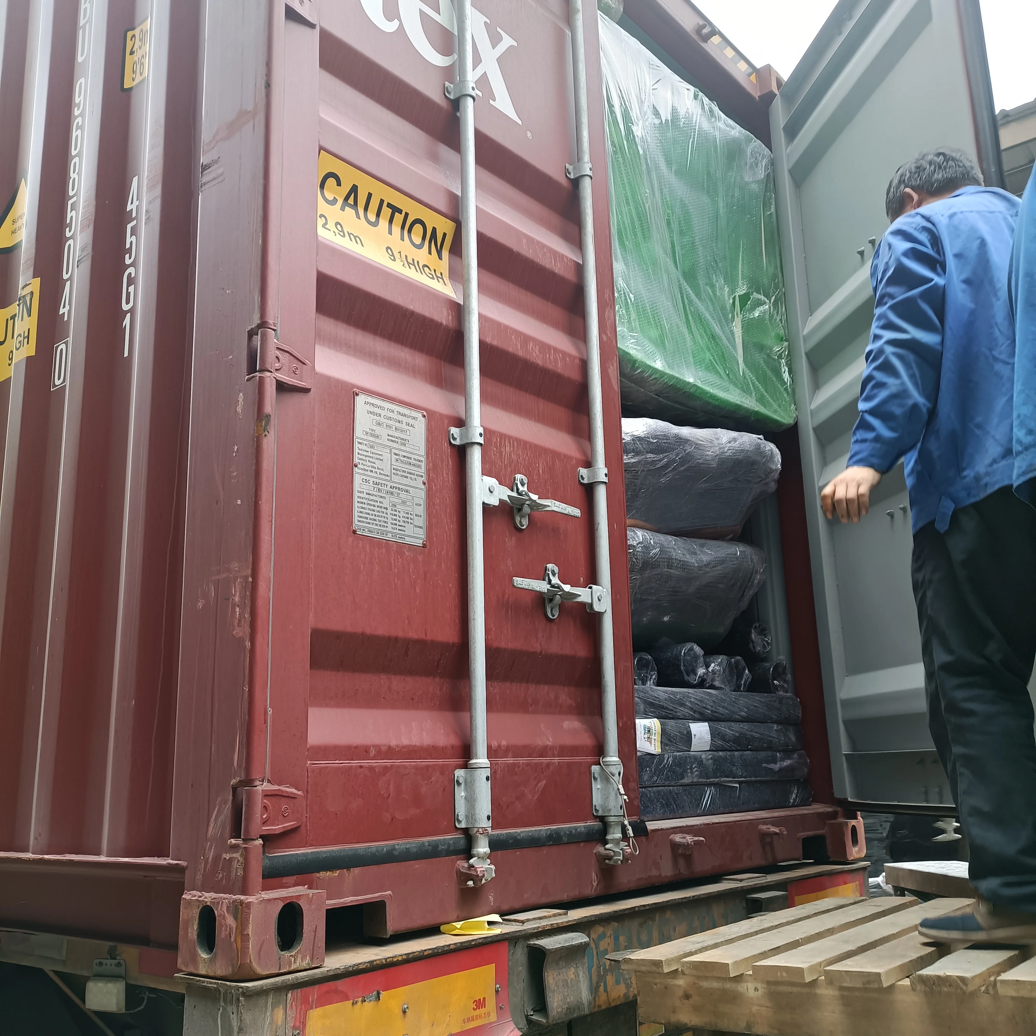 Hot selling entertainment plastic slide outdoor children playground design playground equipment