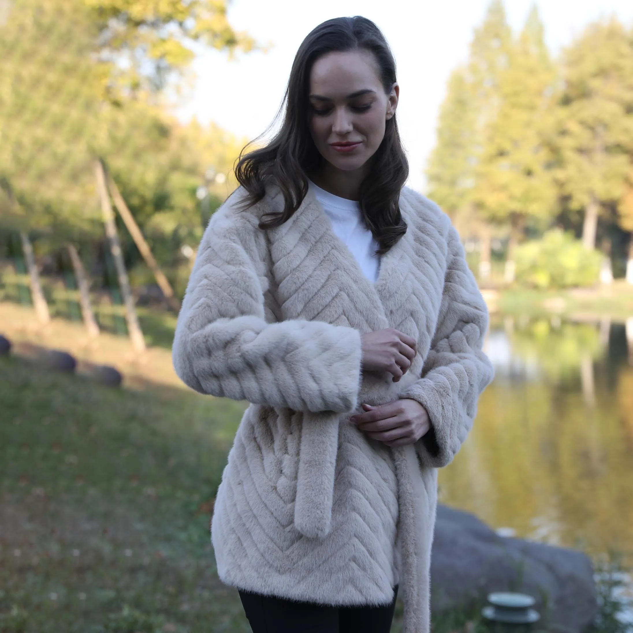 Hot Sell Luxury Women Top Quality Ladies Fake Mink Fur Coat