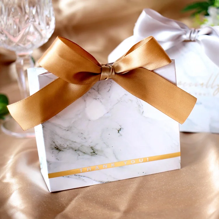 Brand name printed green patterns stocked package smell proof candy paper packaging bags with rope handle for snacks carrier