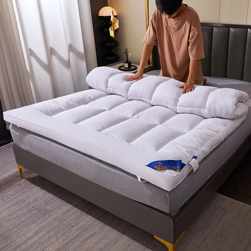 High Quality Five-Star Hotel-Grade Mattress Eco-Friendly Comfortable Thick Foam Nonwoven Technics Solid Pattern Folded Home Use