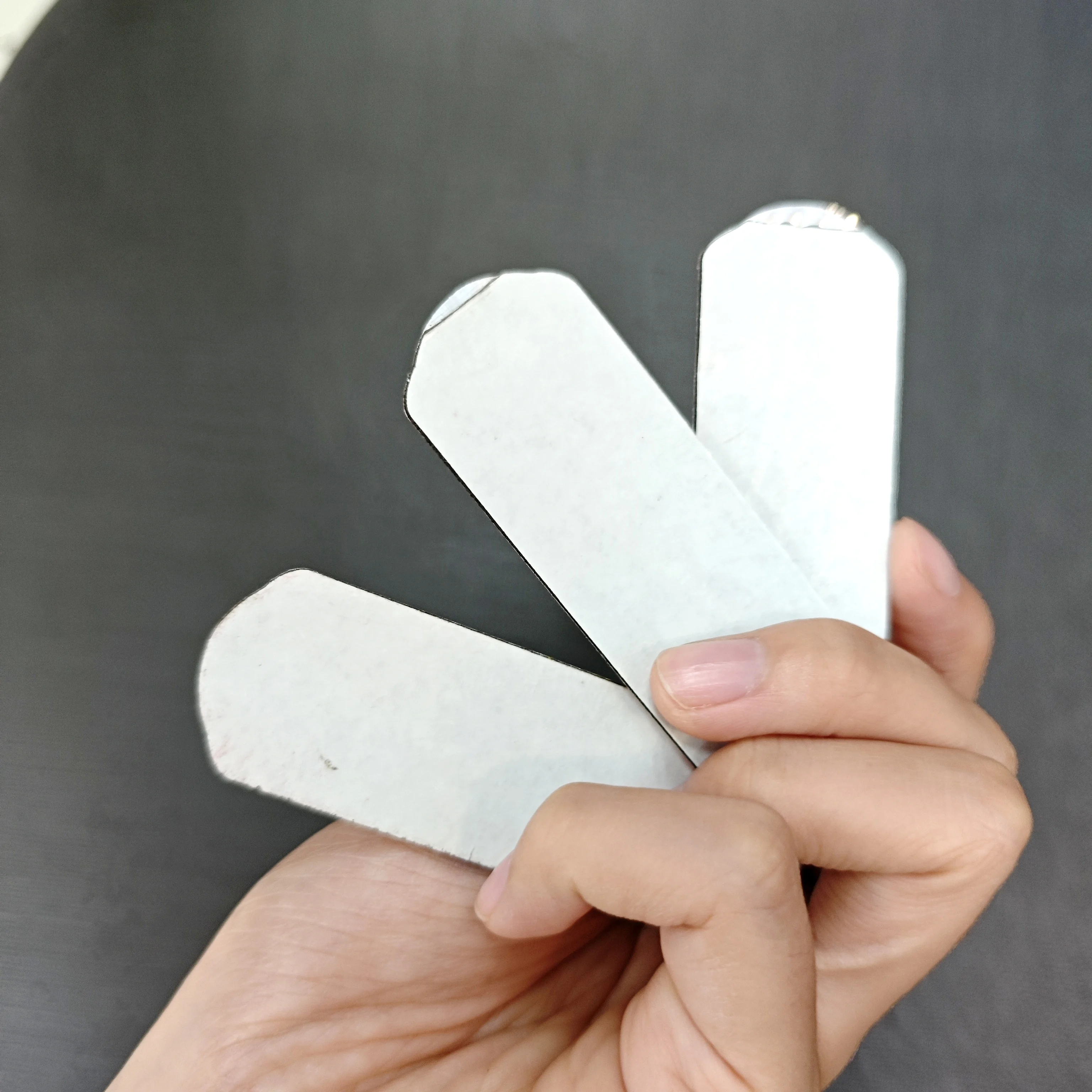 Alloy 3D Logo Emblem Metal Wine Logo Emblem Bbadge Stickers Custom With 3M Sticker For Wines