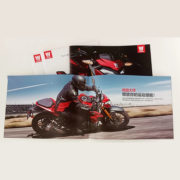 OEM Saddle stitched customized booklet catalog colour brochure printing