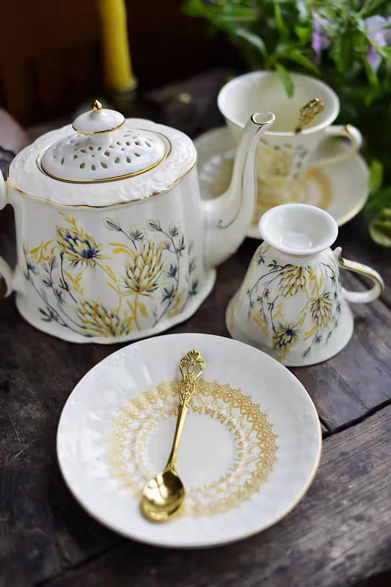 QIAN HU New Arrived  Gift Set Luxury Afternoon British Royal Ceramic Tea Cup Set With Teapot Classic Coffee and Tea Set