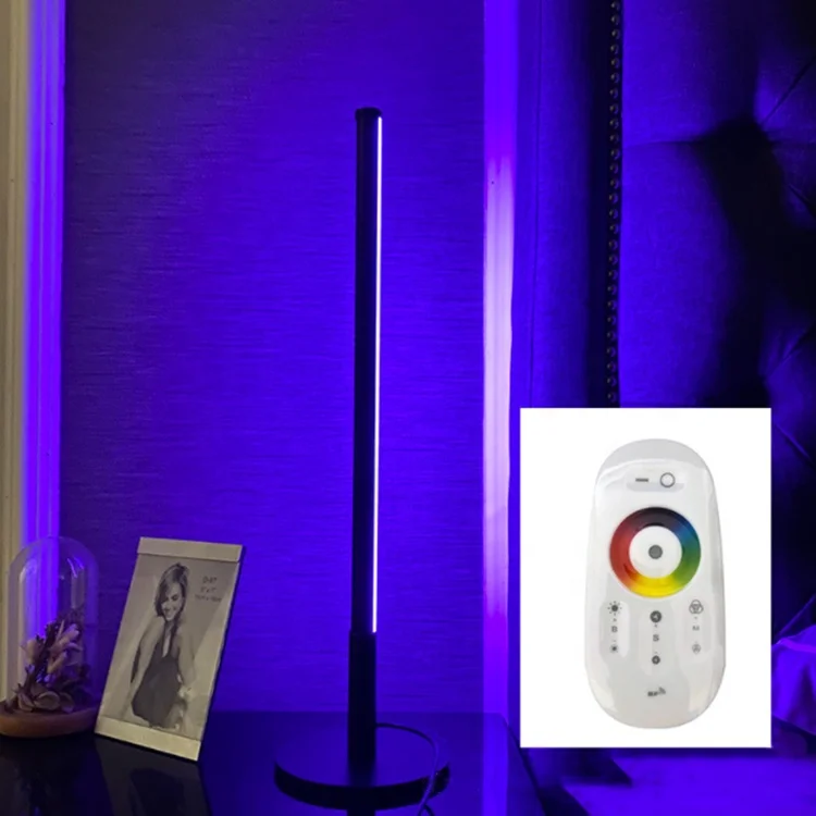 Новая Минималистичная Светодиодная настольная лампа RGB magic color в скандинавском стиле с защитой глаз для спальни наполнитель кровати атмосферная