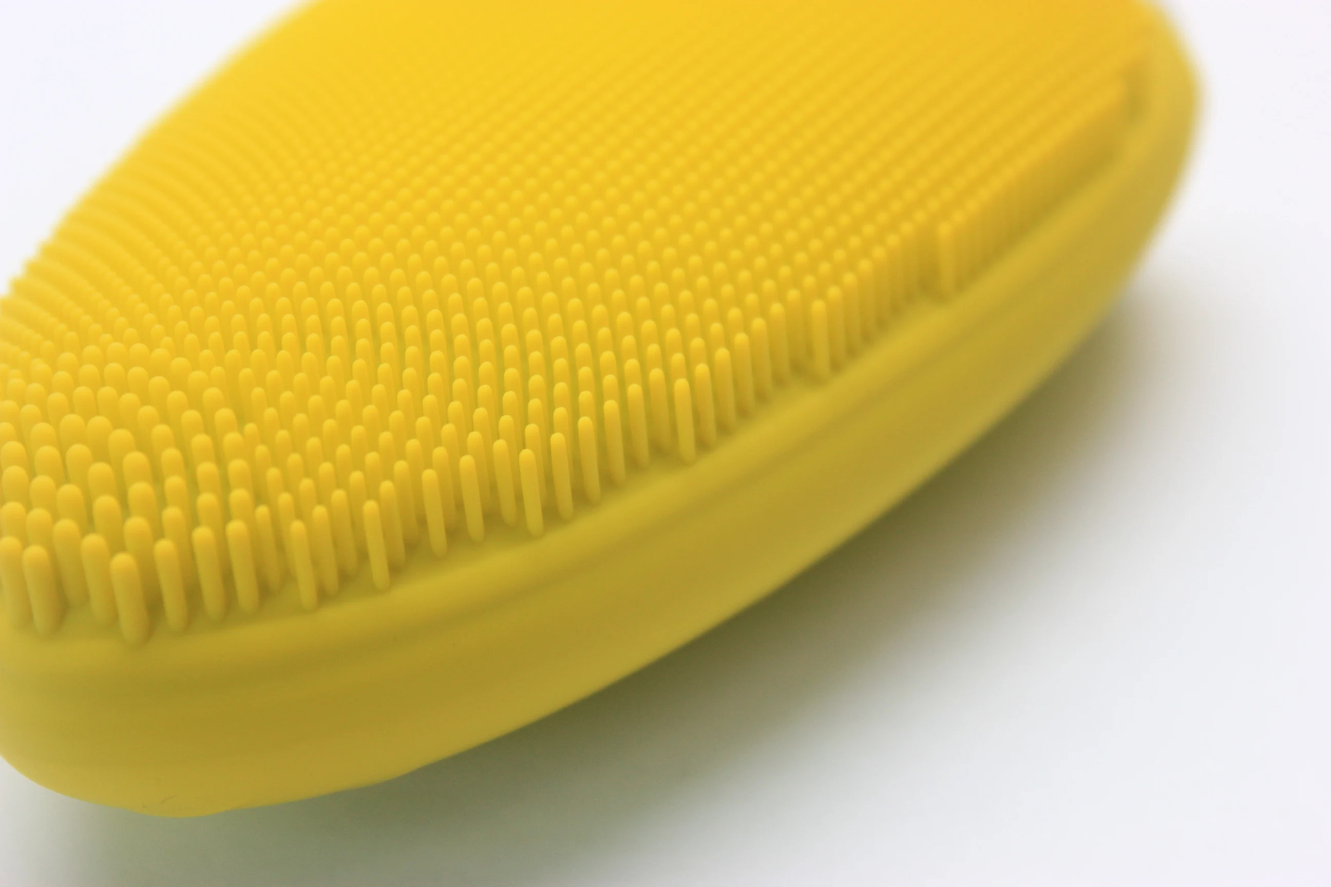 Custom Logo Mini Face Care Deep Clean Rechargeable USB Vibrating Facial Cleansing Brush Electric Silicone Facial Cleansing Brush