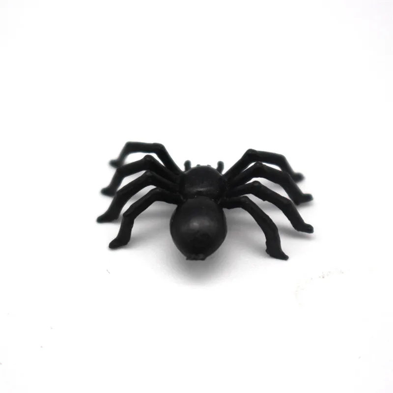Halloween Decorative Luminous Spiders Small Black Plastic Fake Spider Glow In Dark Toys Funny Joke Prank Realistic Props