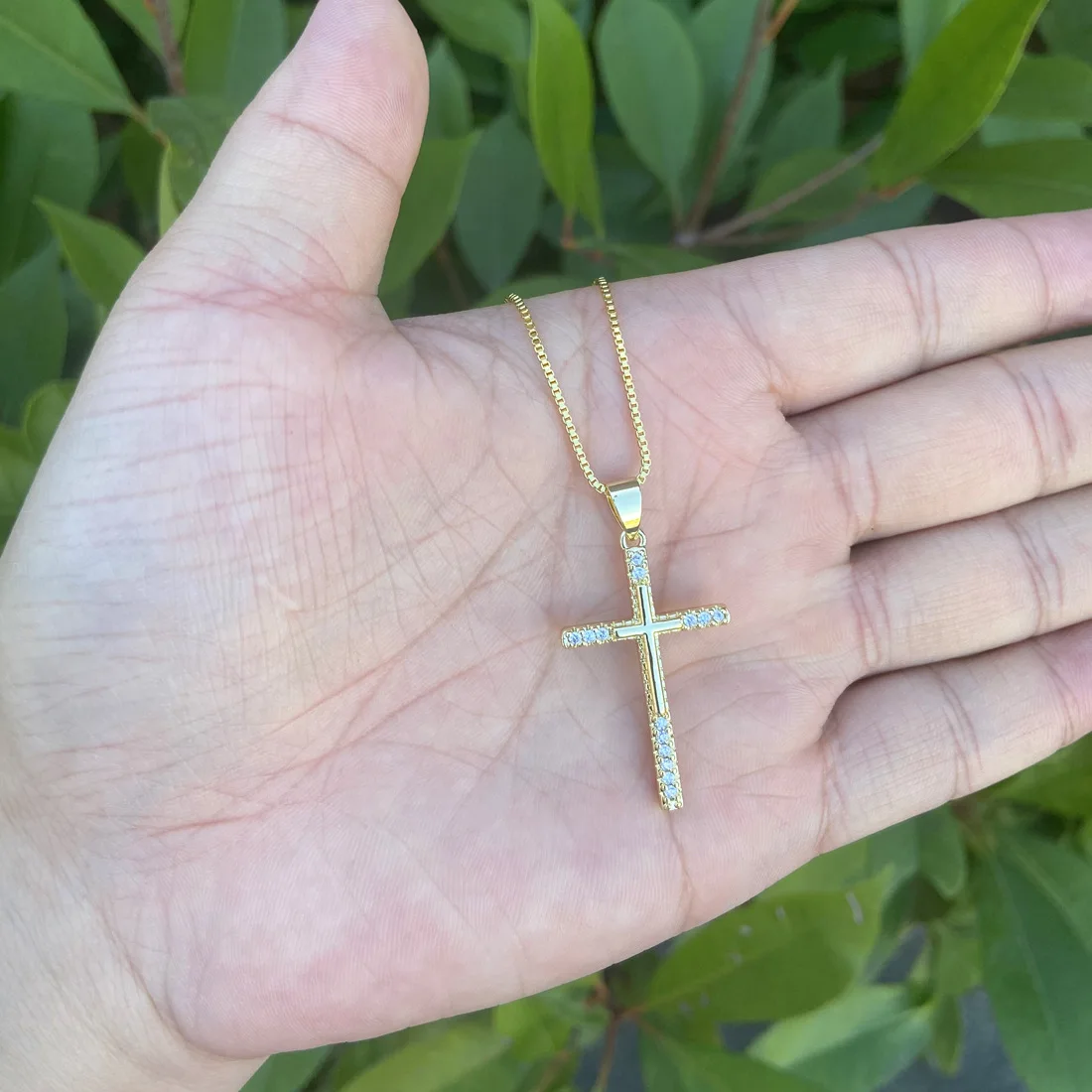 Gaby New Hip Hop Fashion Simple Cross Pendant Necklace 18k Gold Plated Stainless Steel Chain Cross Necklace for Body Jewelry