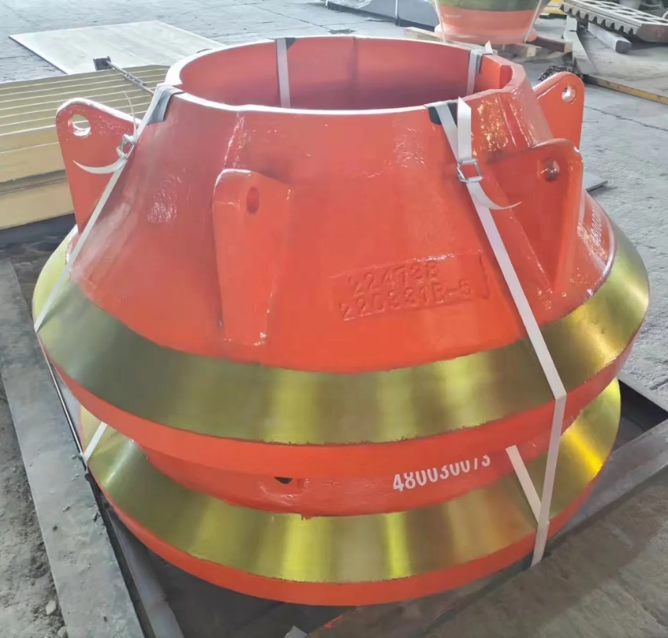 Mn18Cr2Mo0.5 Высококачественная коническая дробилка Terex MVP280 380 износостойкая пластина