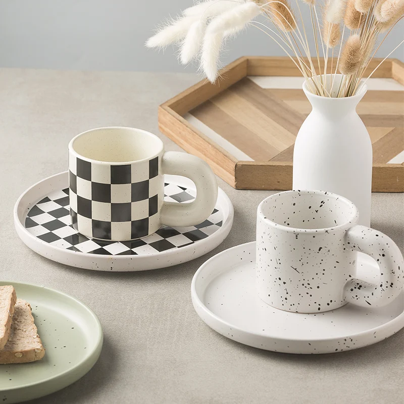 Wholesale cute milk drink cup ceramic porcelain coffee cup
