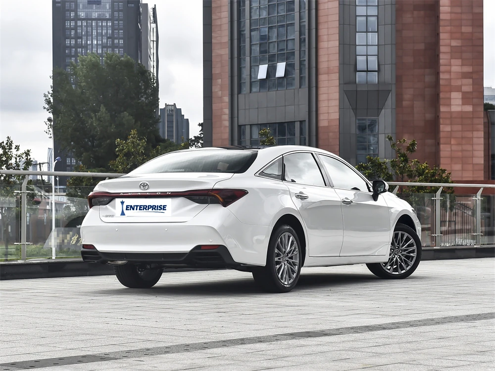 Toyota-ta Avalon 2024 2 5 л E-CVT ограниченный 185Ps кожаный гибридный седан