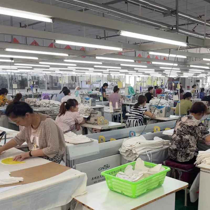 1,2 г., служба по поставке женской одежды