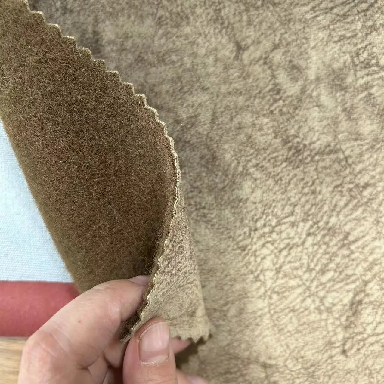 high quality customized 100% polyester home textile fabric luxury velvet fabric for upholstery