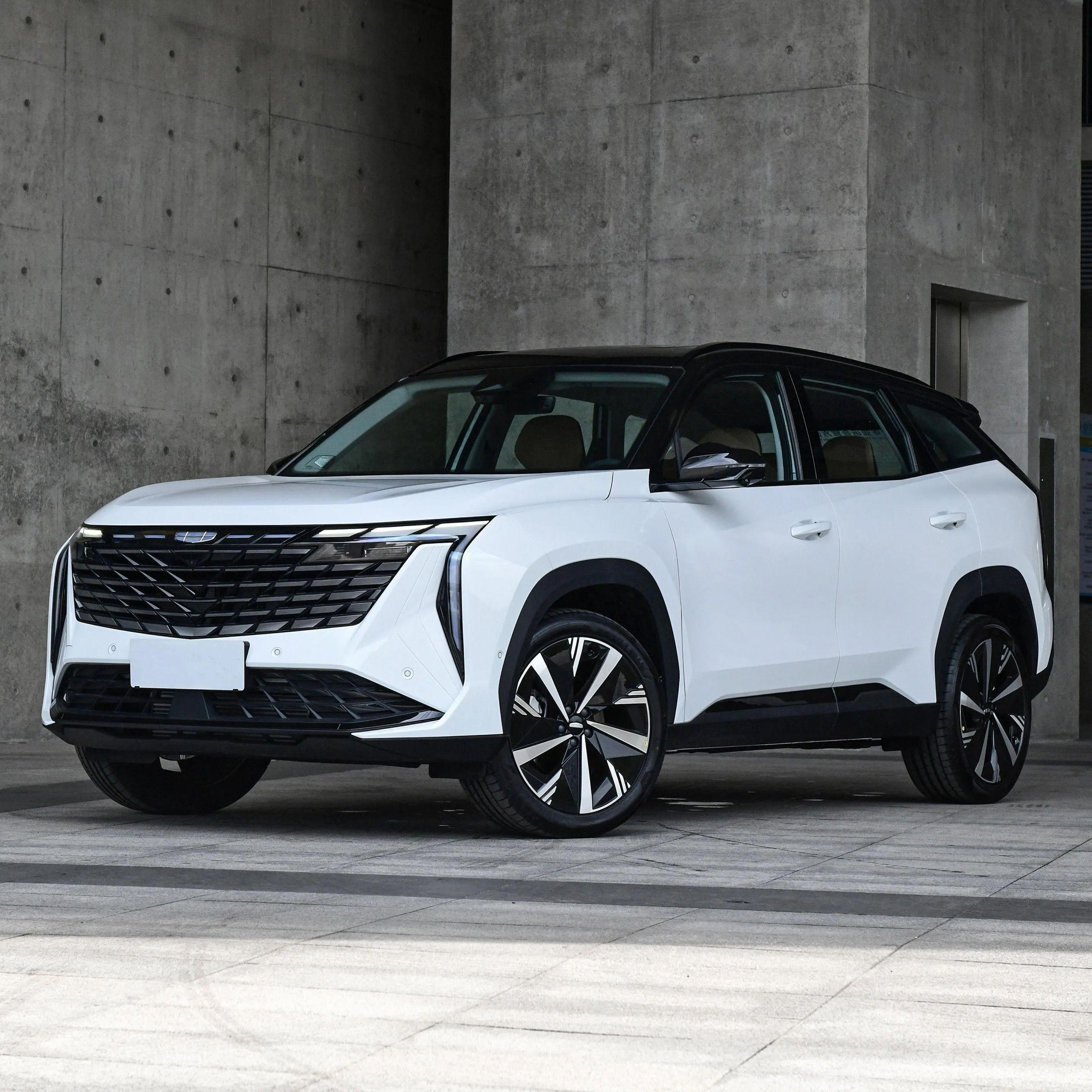 2023 Новый 5-местный большой внедорожник бензиновый Boyue L hybrid Geely для продажи