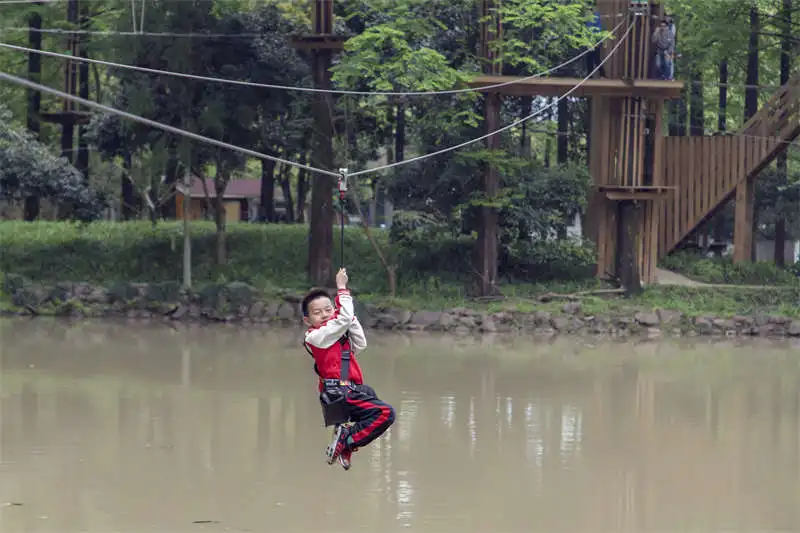 Aerial Forest Adventure Treetop Trekking Rope Course