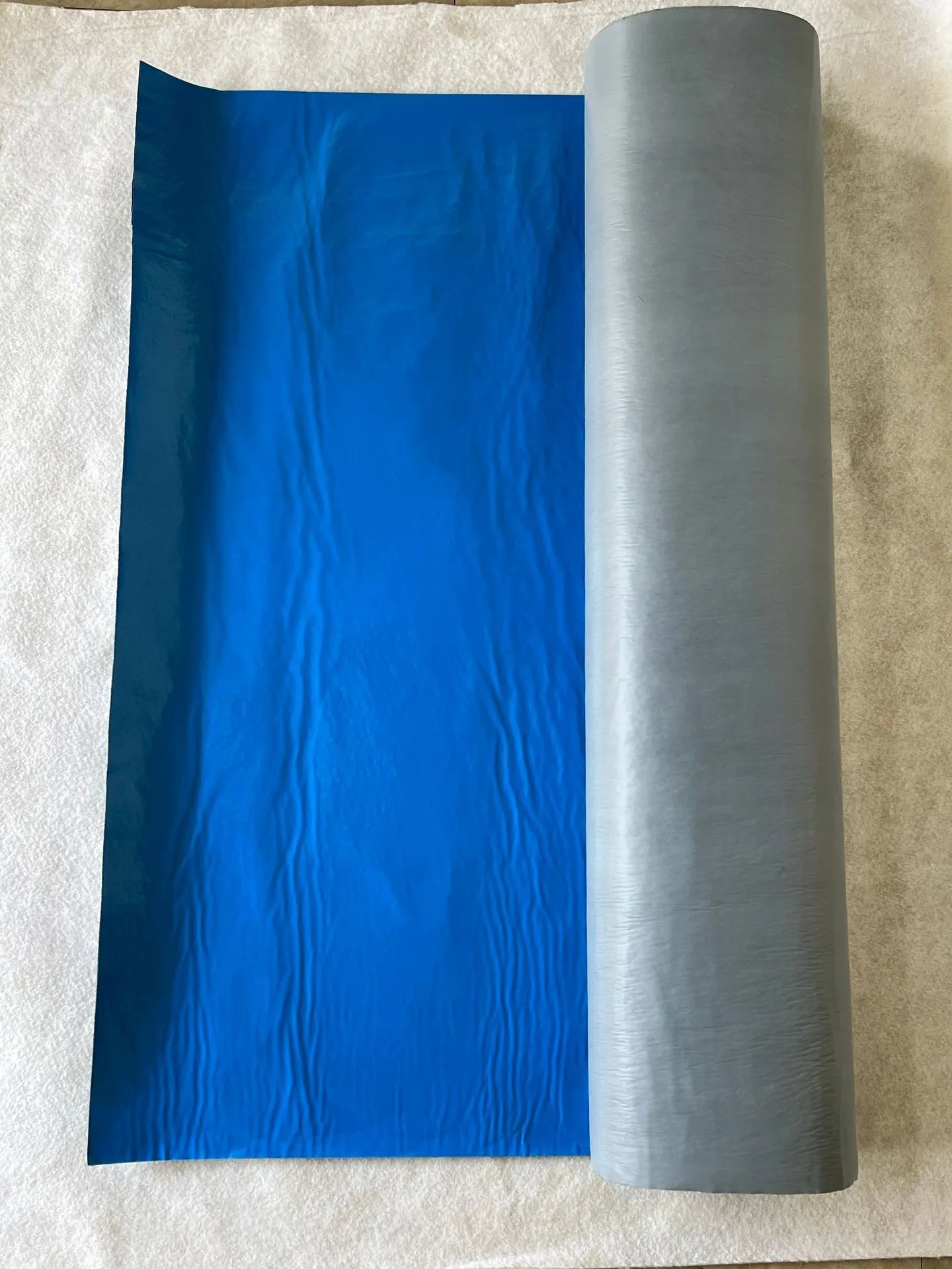 Color steel tile special non open flame strong self-adhesive roof membrane waterproof insulation roll material