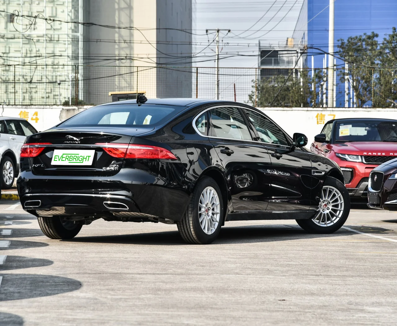 Jaguar XFL 2.0T 200ps Gasoline Car 2WD Sedan with Cruise Control Electric Sunroof Camera Black 2019 Leather Turbo Dark Automatic