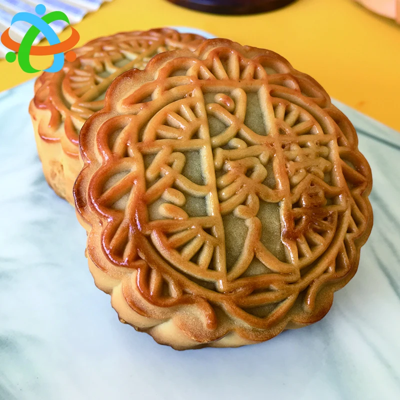 Factory Price Custom lotus-paste Moon Cake