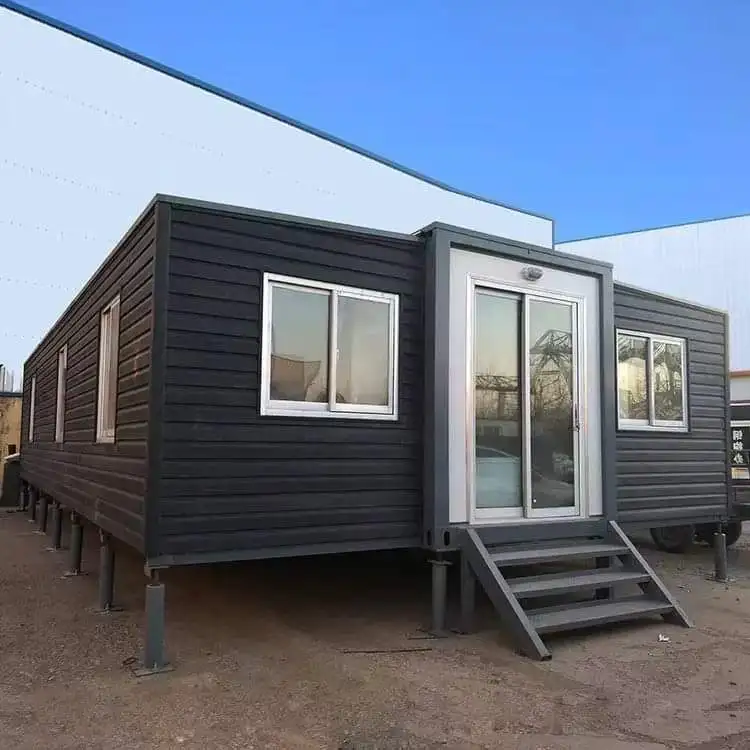 20ft 40ft  Flat Pack House Prefabricated  Ready Made 3 Bedroom Prefabricated House   Portable Mobile Tiny Home Folding