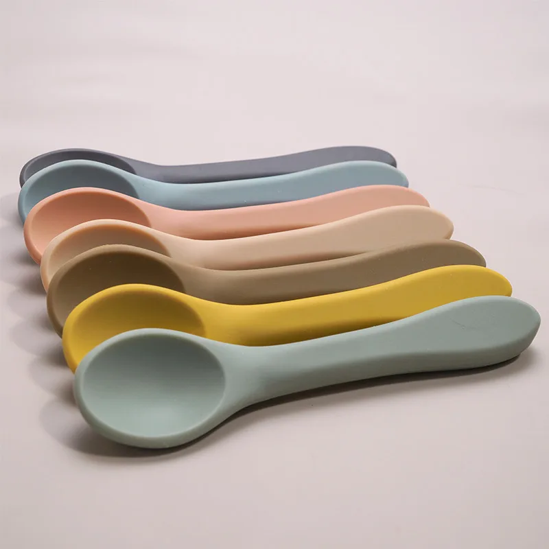 Edible silicone spoon for infant feeding assistance spoon