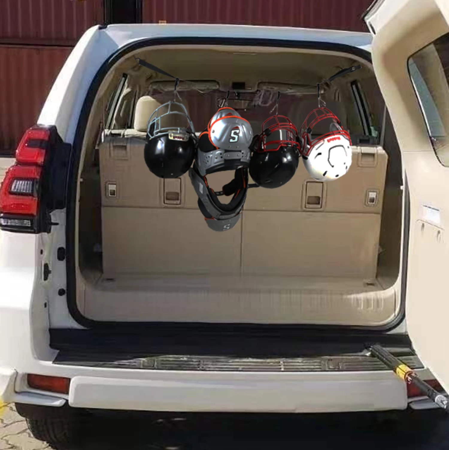 Multi-Purpose Sports Gear Hooks Metal Outdoor Hanger for Hockey Helmets Football Spikes