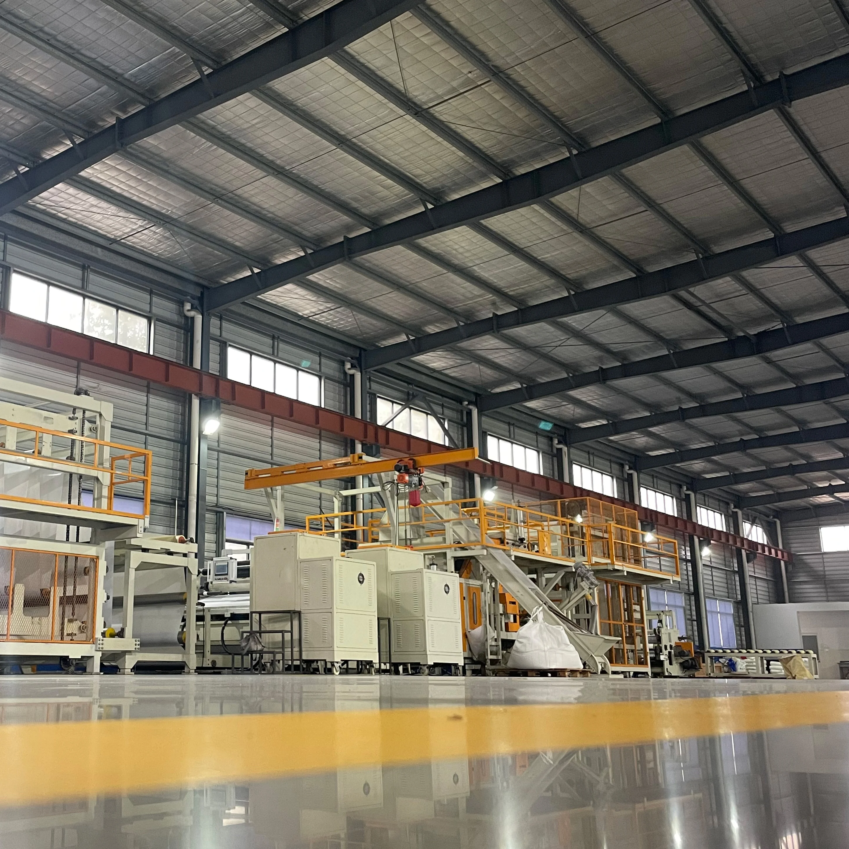 1.2mm 2m HDPE underground waterproofing membrane sand cover waterproof roof membranes