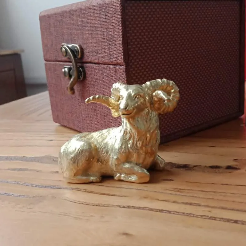 Hidden in the museum lying Yang Wen town paper creative calligraphy press paper copper room four treasures