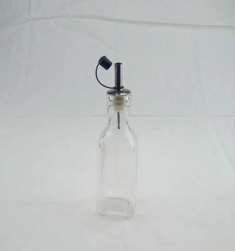 200 ml and 300 ml glass olive oil vinegar bottles with pourer lids