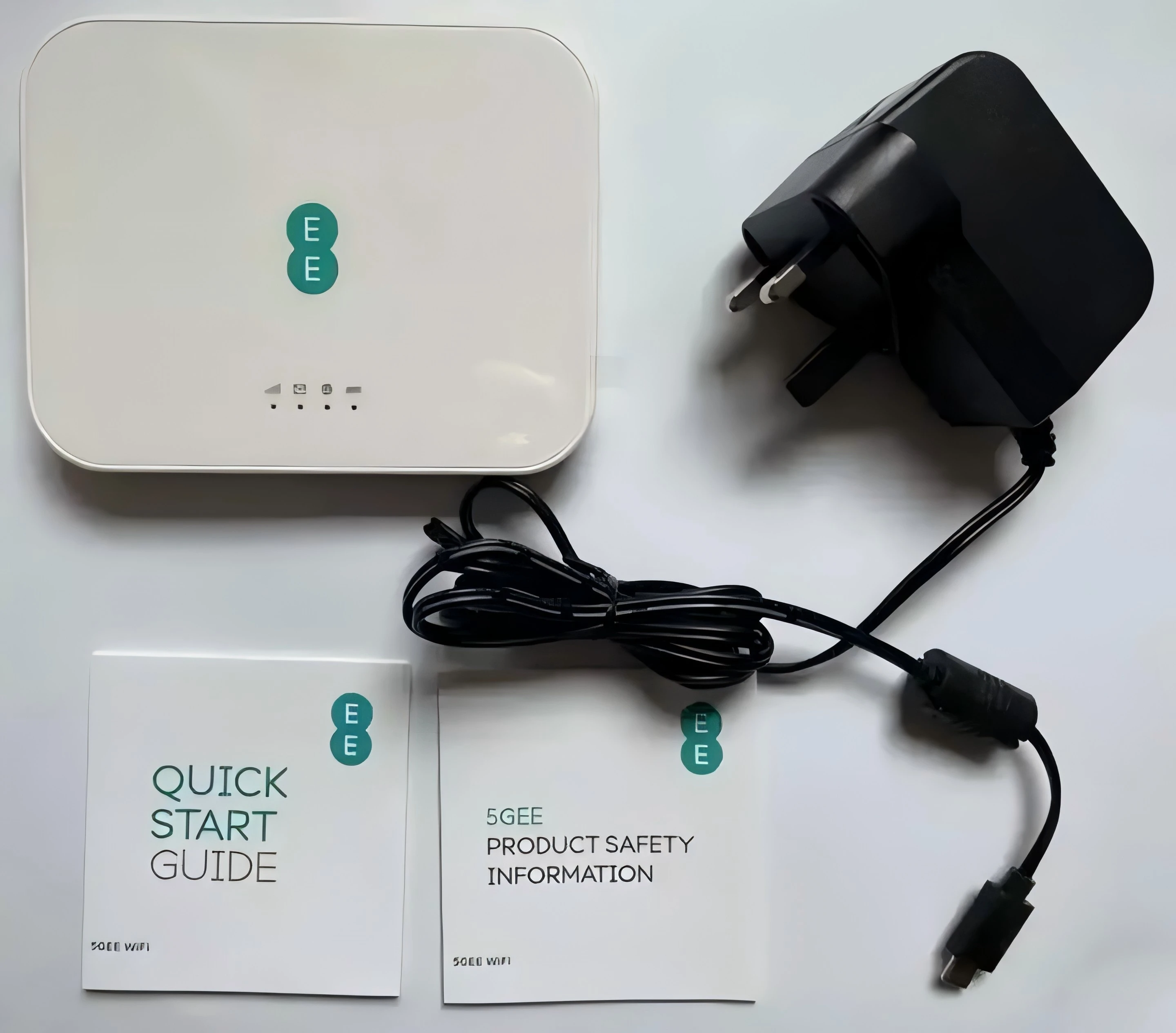 Unlocked  EE  5G WIFI Router Portable 4G Mobile Mefis Hotspot Wireless Modem with SIM card slot 6460mAh Battery outdoor home use