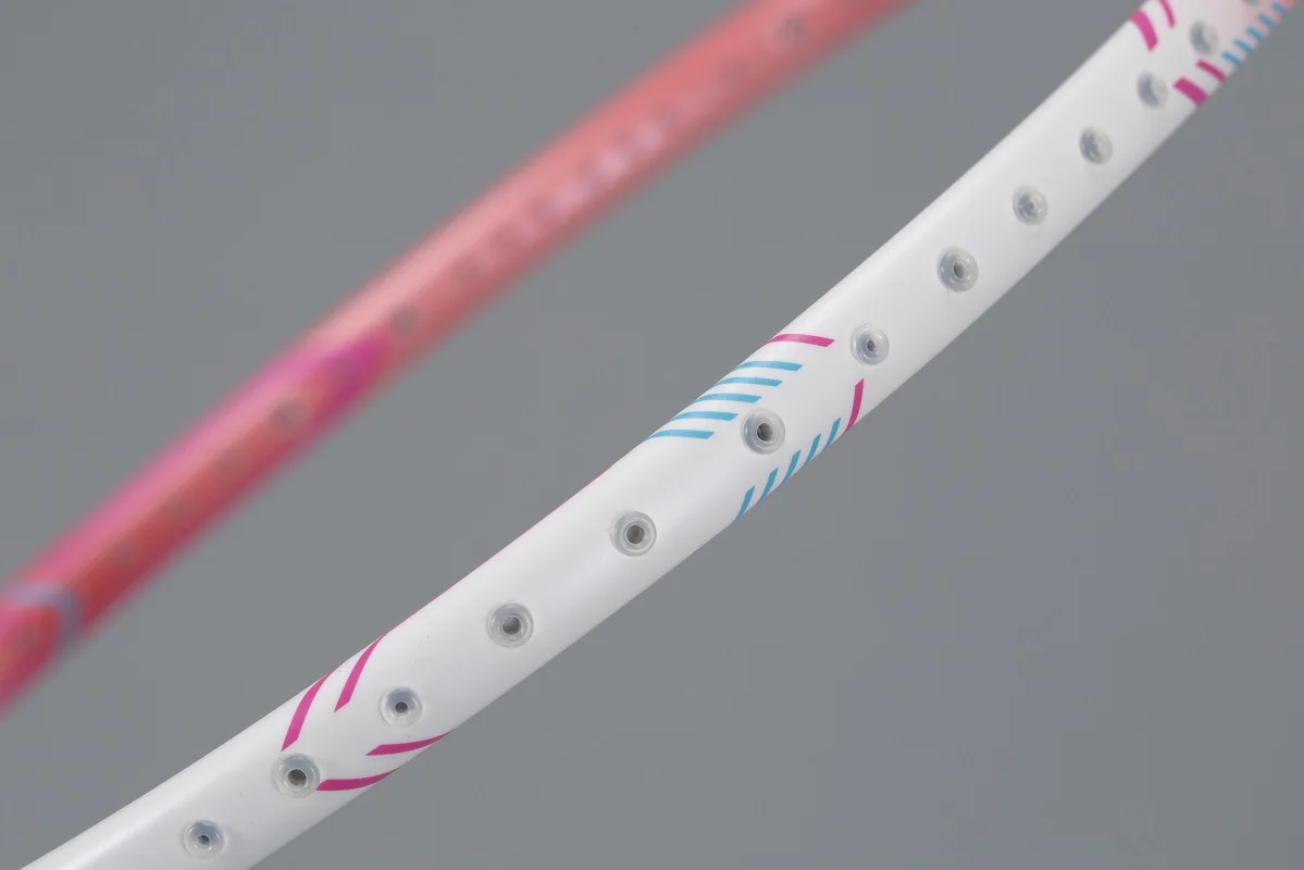 High Intension Super Flexibility Badminton Racket Ultra Elastic  Carbon Fiber Price 22-32 Lbs 4u