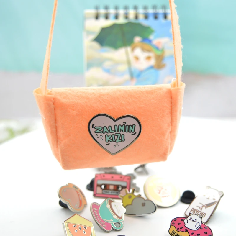 Wholesale Metal Pins Supplier Glitter Brooch Anime Hard Enamel Pin Soft Lapel Badge Manufacturer Custom Enamel Pin