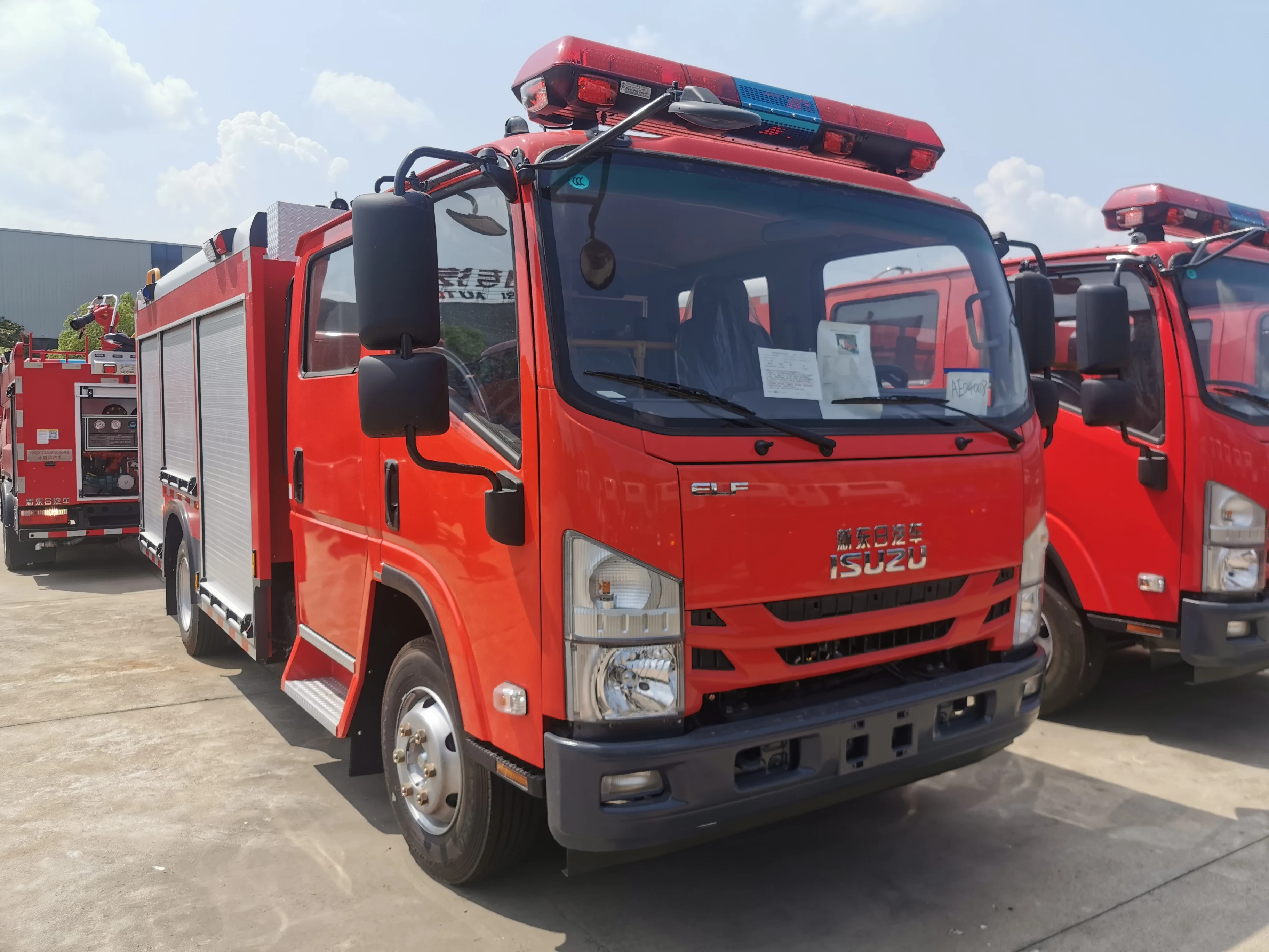 New  ISUZU  700P fire truck water Factory Outllet Customize Multi-function Water Tank Vehicle Foam Fire Fighting Tuck