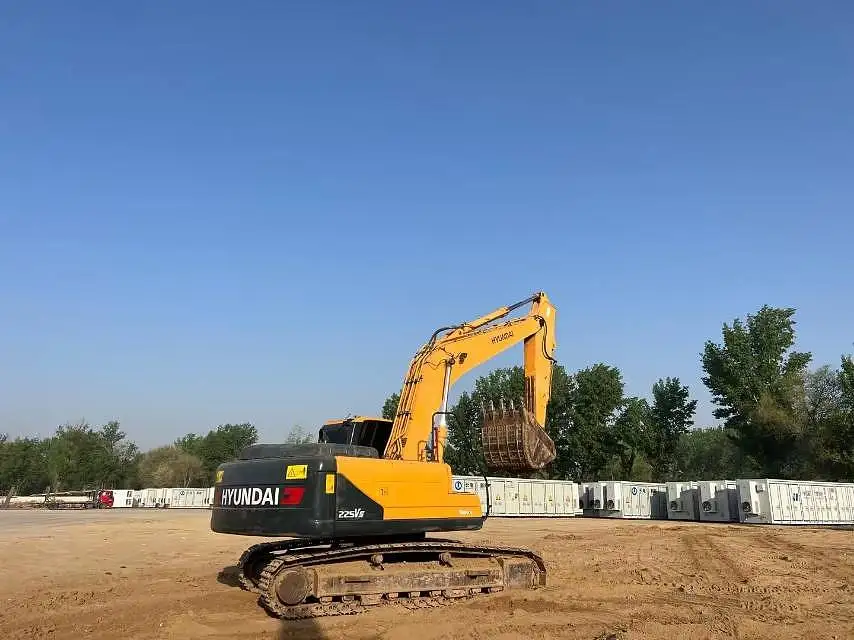 Sell Excavator Used DX Doosan 300-7 Hyundai 220LC-9 Hydraulic Hooker Large Excavator